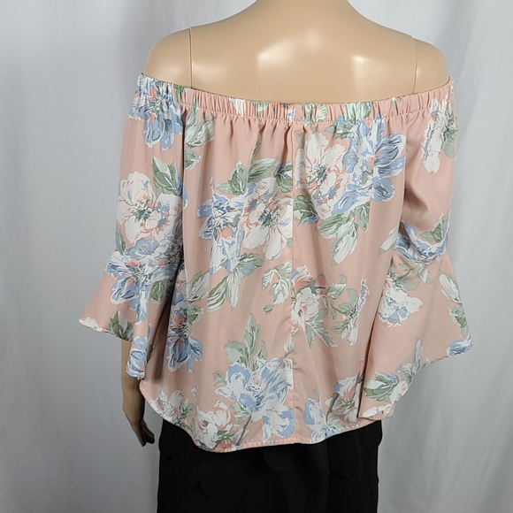 Pink Floral Off Shoulder Bellsleeve - Picture 3 of 10